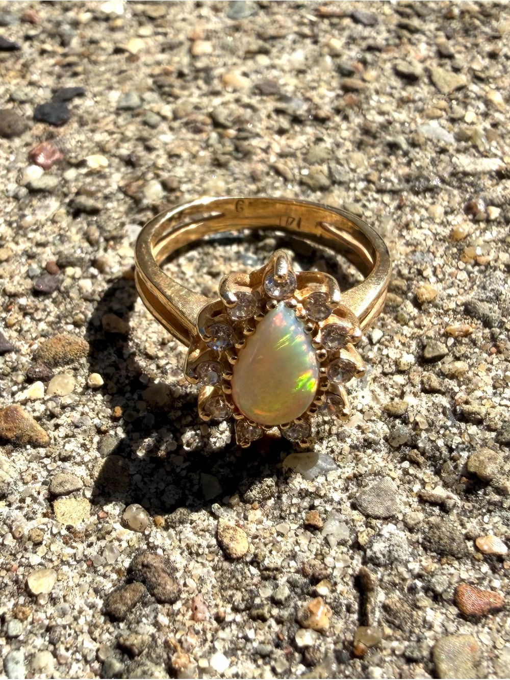 14k Yellow Gold Opal And Cubic Zirconia Ring - Picture 5 of 7